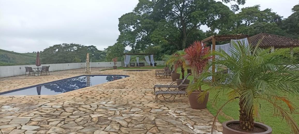Hotel Fazenda Paciencia Santana dos Montes Esterno foto