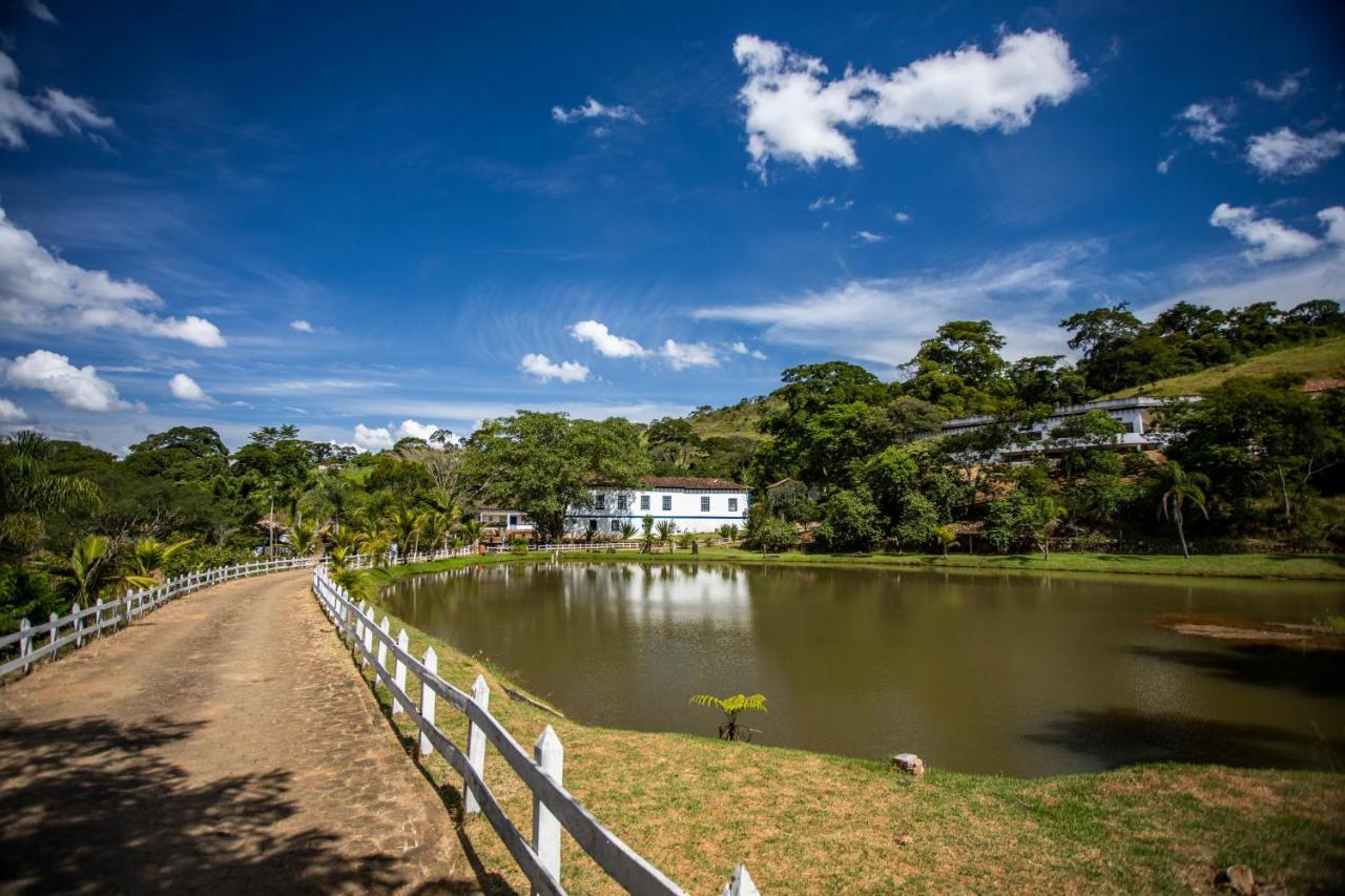 Hotel Fazenda Paciencia Santana dos Montes Esterno foto
